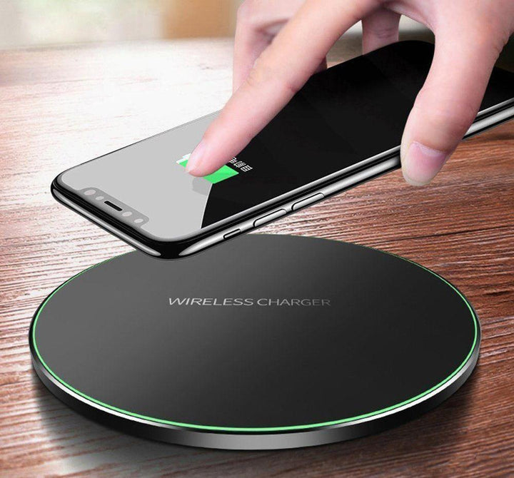 Compact Wireless Quick Charger